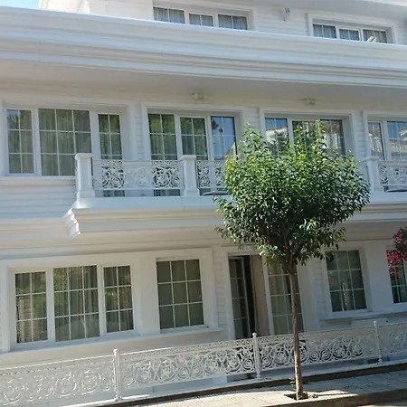 Buyukada Cankaya Hotel