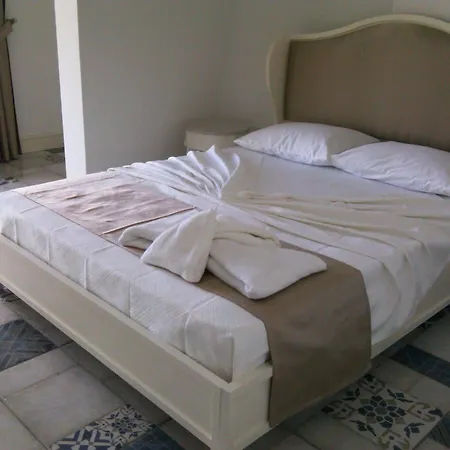 Buyukada Cankaya 호텔 3*