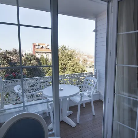 Otel Buyukada Cankaya